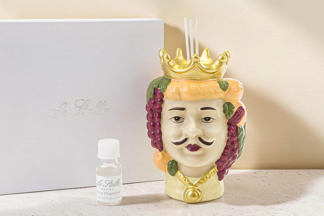 Profumatore Testa di Moro La Festa Perfetta in ceramica colorata con corona dorata e decori a grappoli d'uva