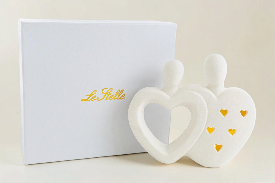 Statua La Festa Perfetta coppia di sposi in porcellana bianca a forma di cuore con luci LED e astuccio regalo