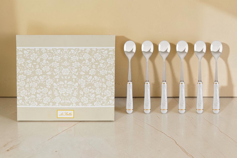 Set di 6 cucchiaini White Lady da 15 cm con manico decorato e astuccio regalo firmato La Festa Perfetta