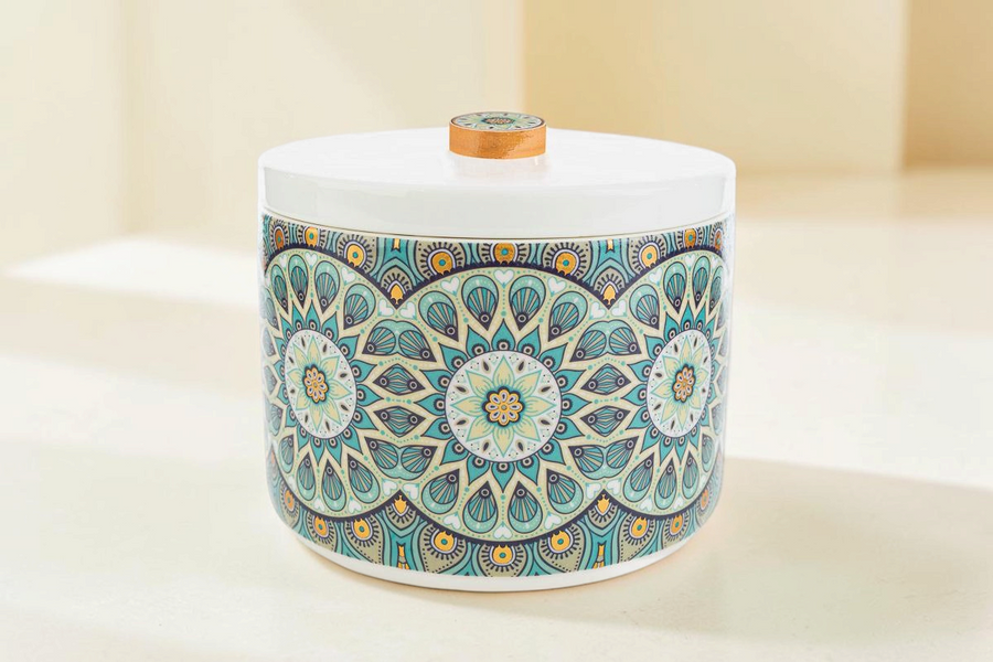 Scatola in porcellana La Festa Perfetta con decoro mandala colorato nei toni del turchese e giallo, 15,5x13 cm