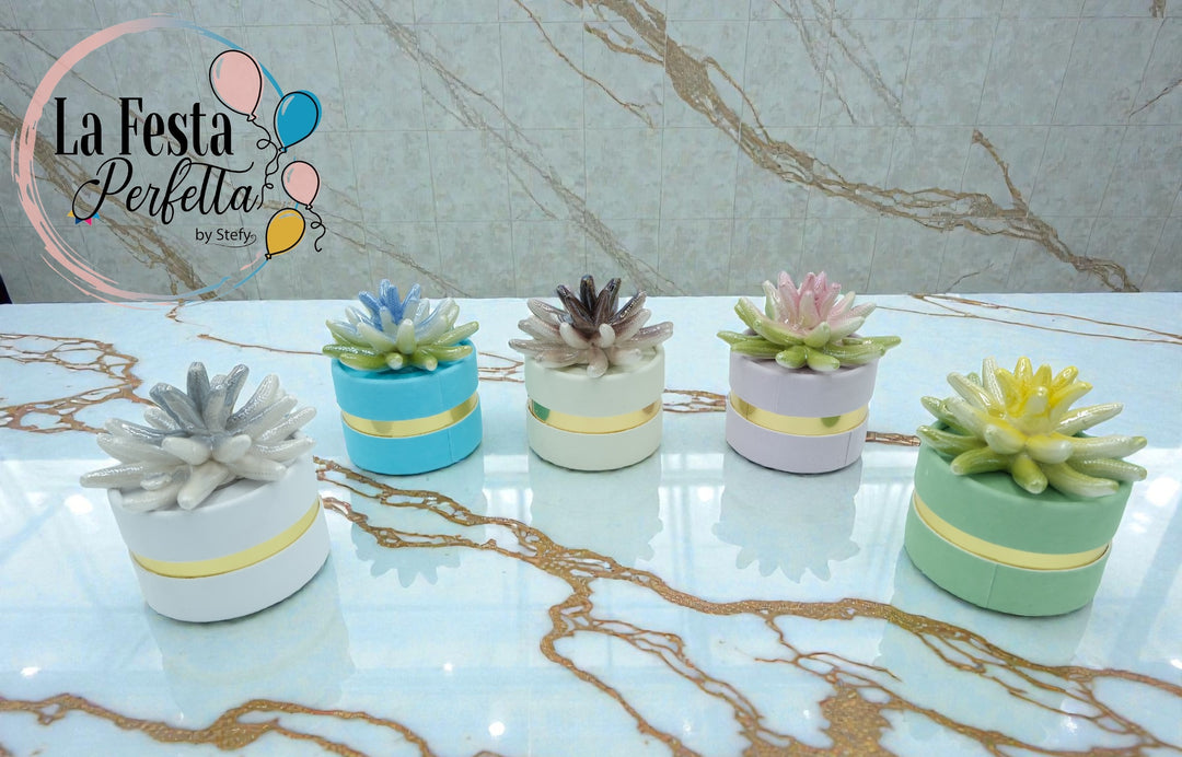 Bomboniera Scatola Velluto con Fiore in Capodimonte Firmato Robean Luxury