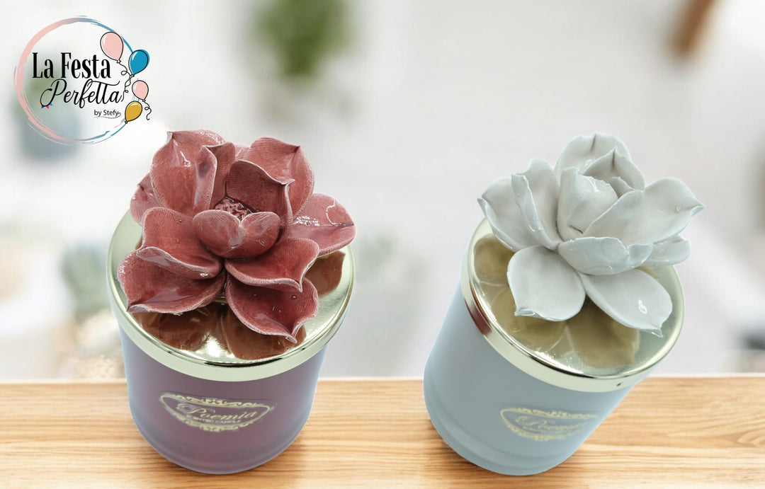 Bomboniera candela con fiore in ceramica Capodimonte Firmata Poemia