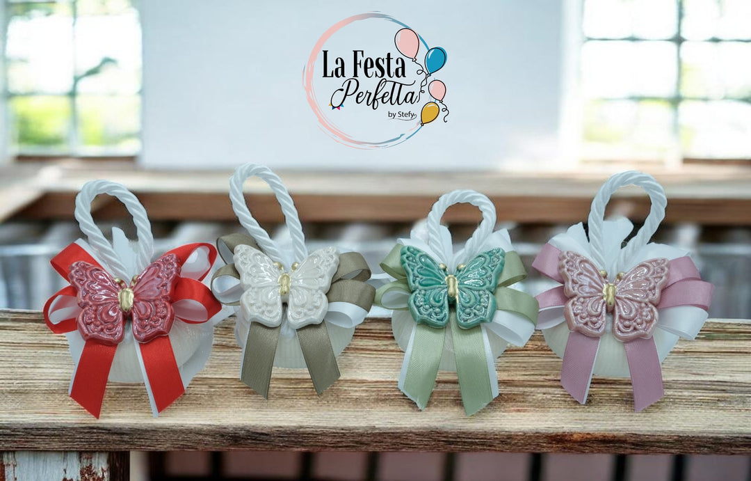 Bomboniera saponetta con Farfalla in ceramica in Capodimonte