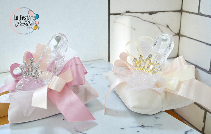 Bomboniera scarpetta in cristallo con cuscino e corona