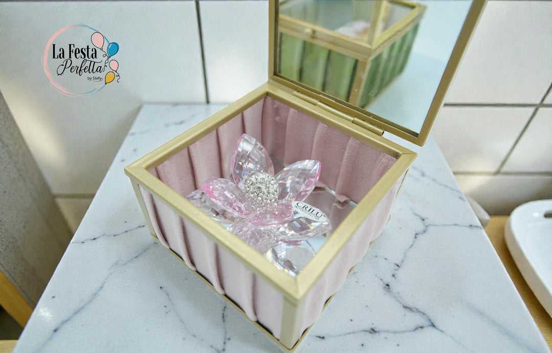 Bomboniera cofanetto in velluto e rosa in cristallo