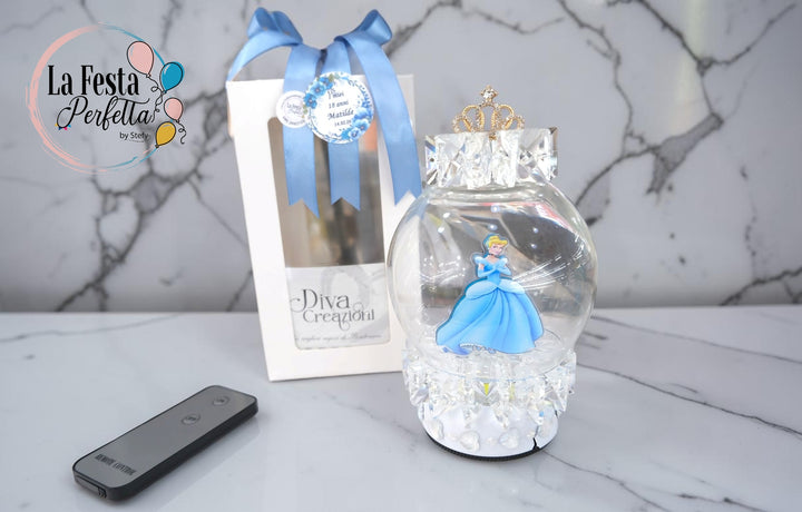 Bomboniera lampada LED con personaggio personalizzabile